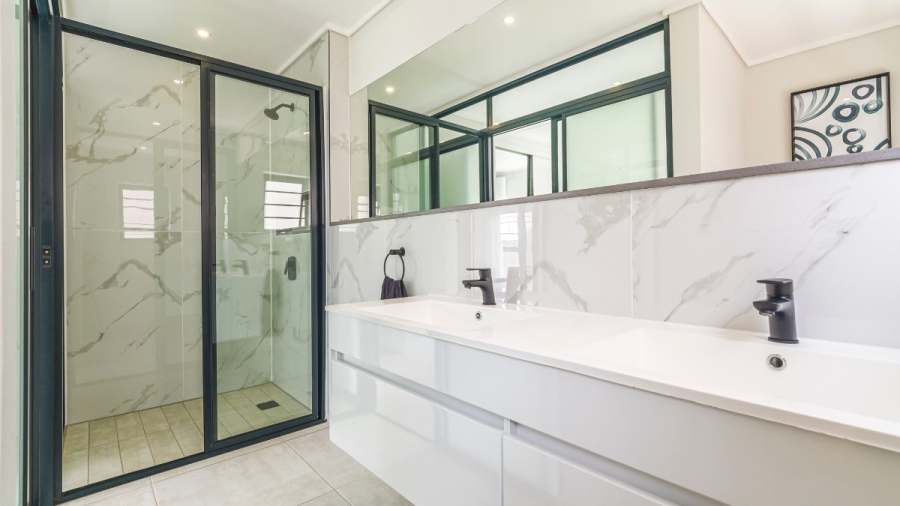 3 Bedroom Property for Sale in Waterfall Gauteng