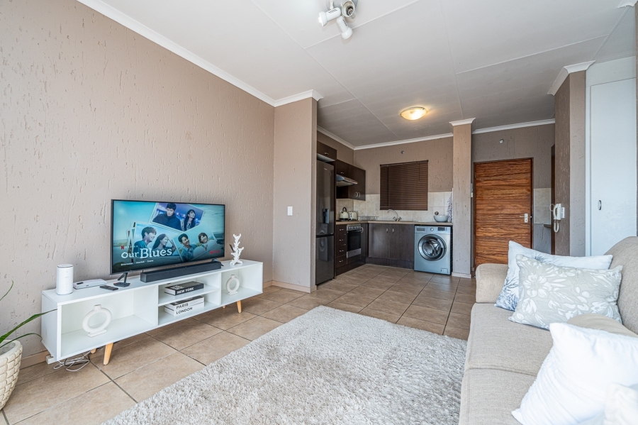 1 Bedroom Property for Sale in Douglasdale Gauteng