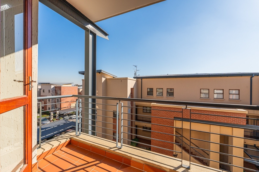 1 Bedroom Property for Sale in Douglasdale Gauteng