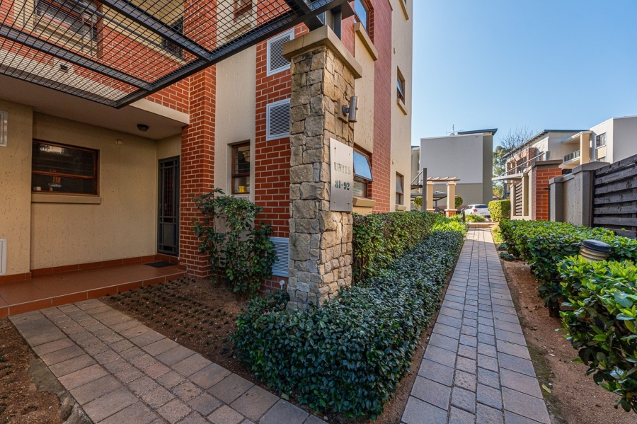 1 Bedroom Property for Sale in Douglasdale Gauteng