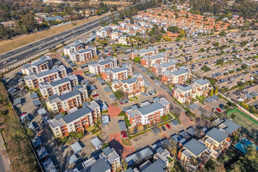1 Bedroom Property for Sale in Douglasdale Gauteng