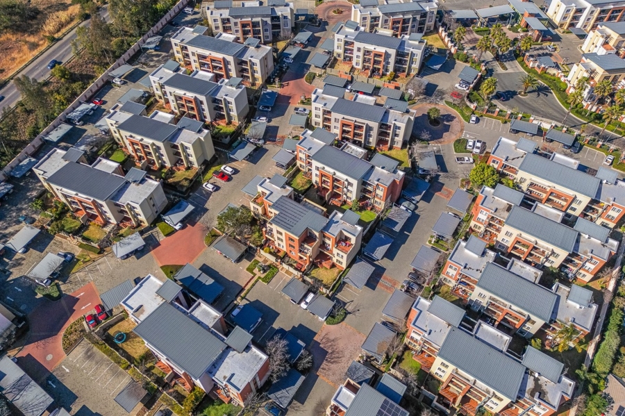 1 Bedroom Property for Sale in Douglasdale Gauteng