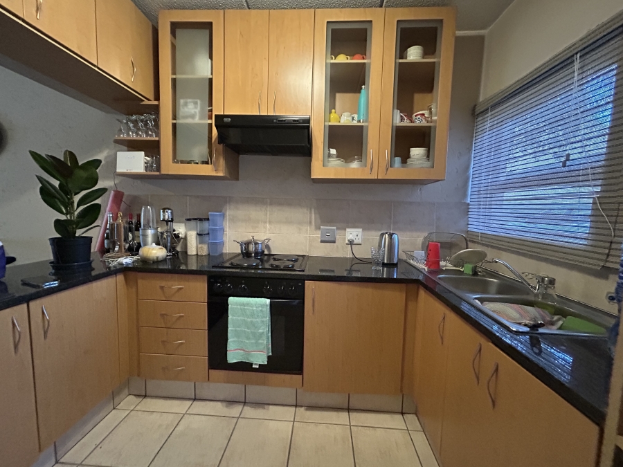 2 Bedroom Property for Sale in Sunninghill Gauteng