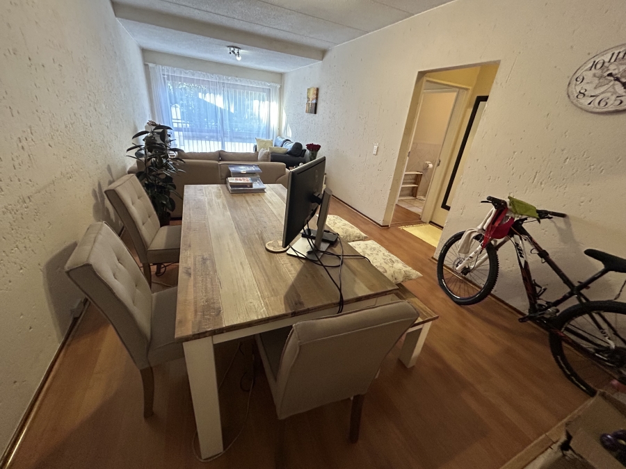 2 Bedroom Property for Sale in Sunninghill Gauteng