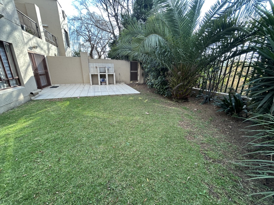 2 Bedroom Property for Sale in Sunninghill Gauteng