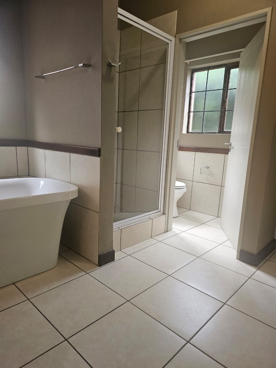 To Let 2 Bedroom Property for Rent in Beverley Gauteng