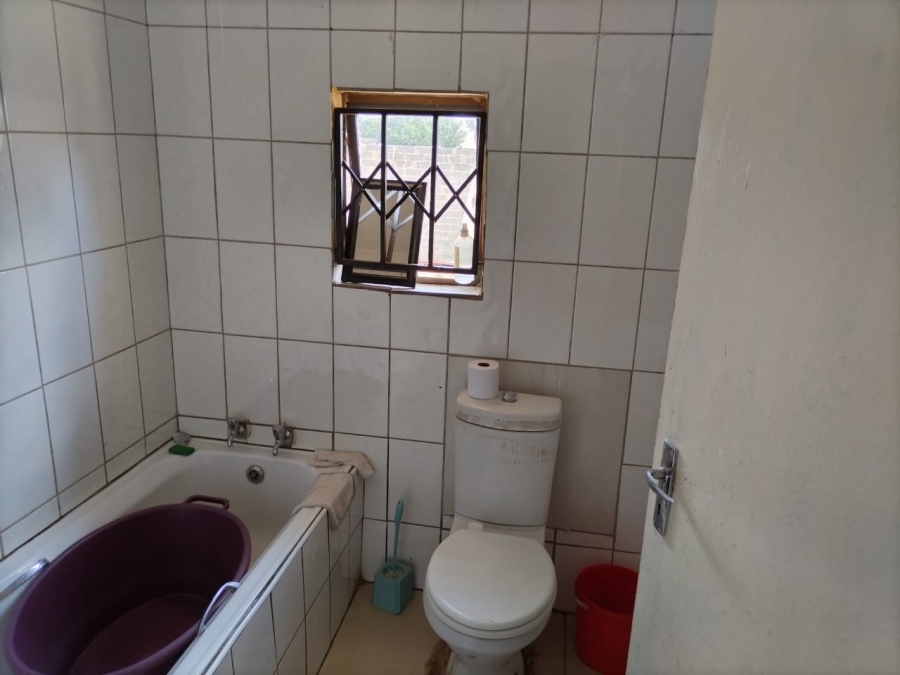 2 Bedroom Property for Sale in Orange Farm Gauteng