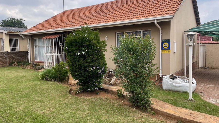 3 Bedroom Property for Sale in Klopperpark Gauteng
