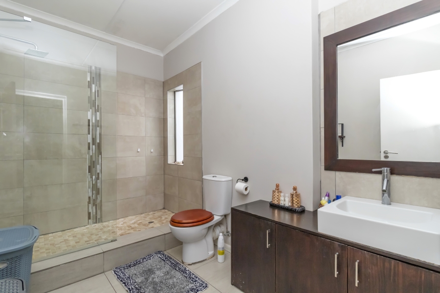 2 Bedroom Property for Sale in Douglasdale Gauteng
