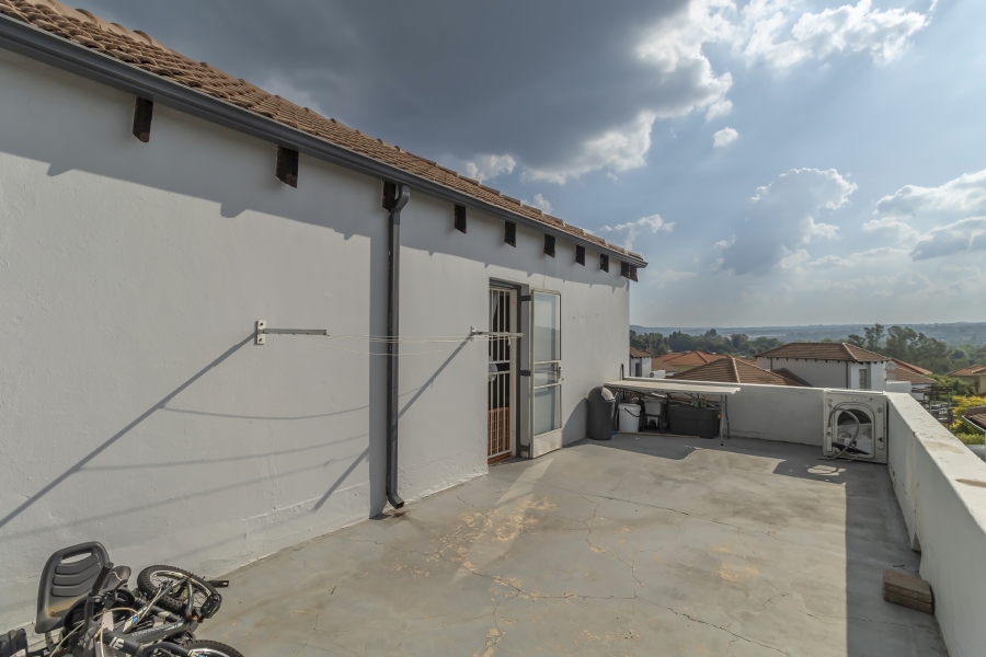 2 Bedroom Property for Sale in Douglasdale Gauteng