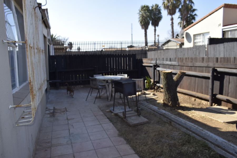 2 Bedroom Property for Sale in Elspark Gauteng