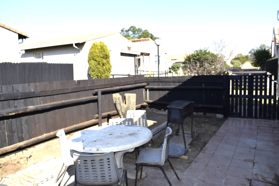 2 Bedroom Property for Sale in Elspark Gauteng