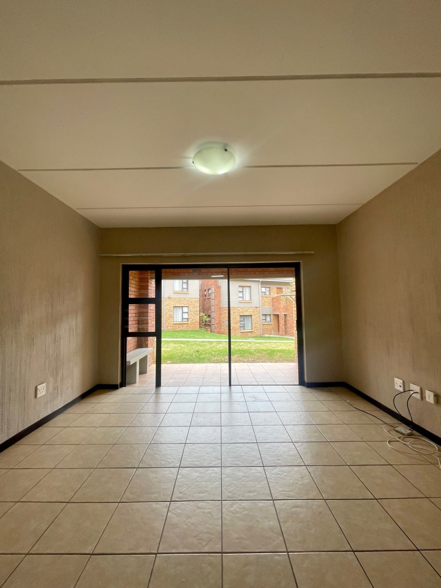 To Let 2 Bedroom Property for Rent in Wilgeheuwel Gauteng