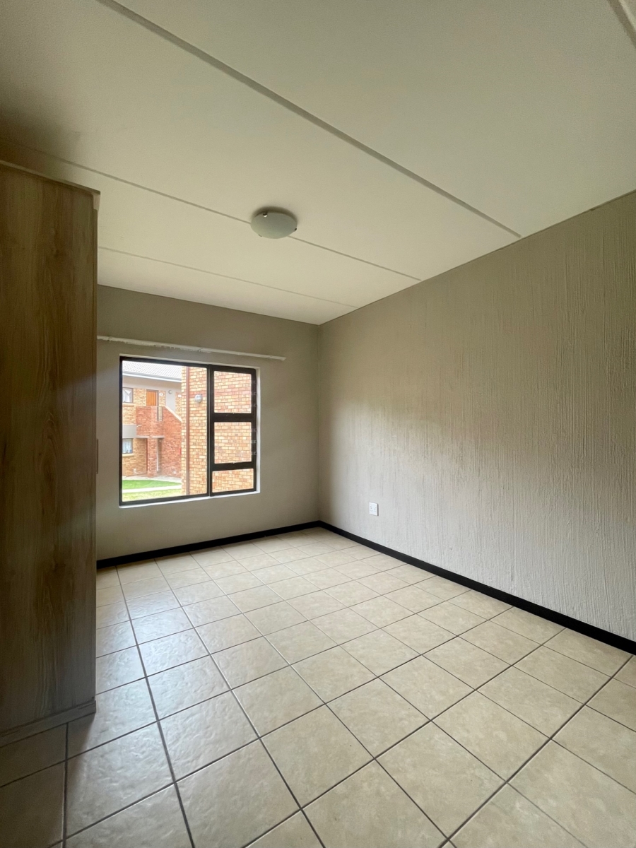 To Let 2 Bedroom Property for Rent in Wilgeheuwel Gauteng