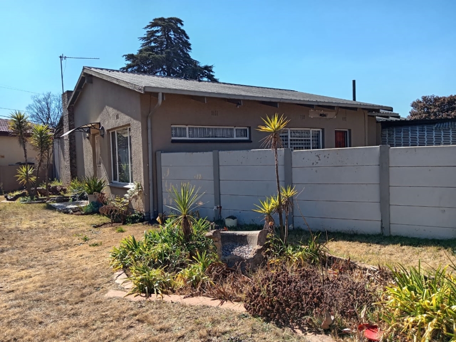 3 Bedroom Property for Sale in Witpoortjie Gauteng