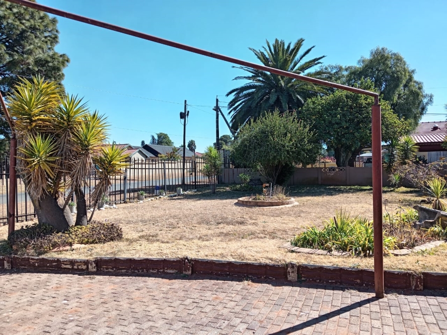 3 Bedroom Property for Sale in Witpoortjie Gauteng