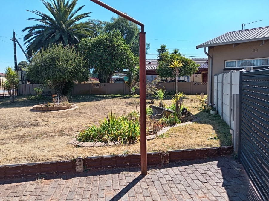 3 Bedroom Property for Sale in Witpoortjie Gauteng
