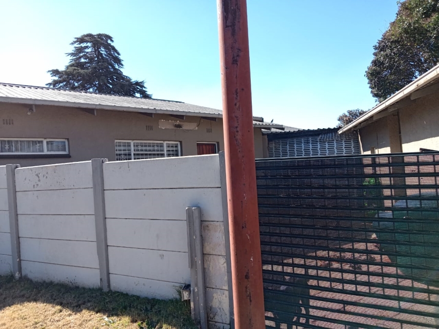 3 Bedroom Property for Sale in Witpoortjie Gauteng