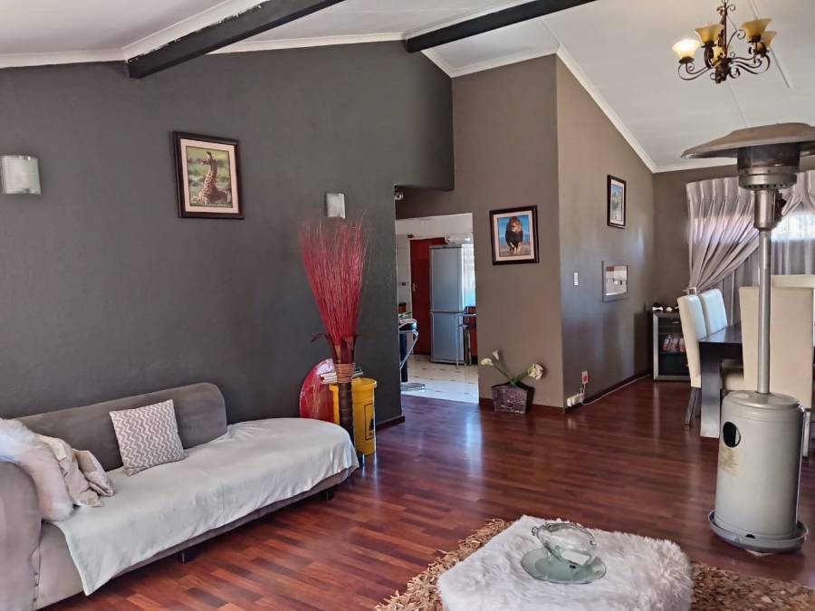 3 Bedroom Property for Sale in Witpoortjie Gauteng