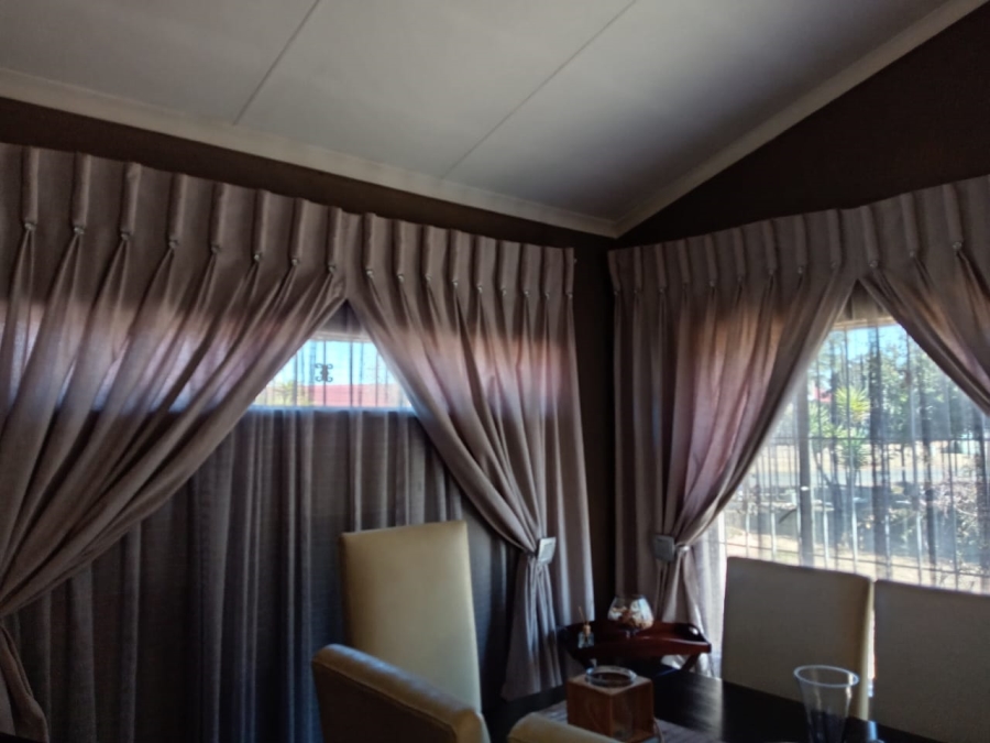 3 Bedroom Property for Sale in Witpoortjie Gauteng
