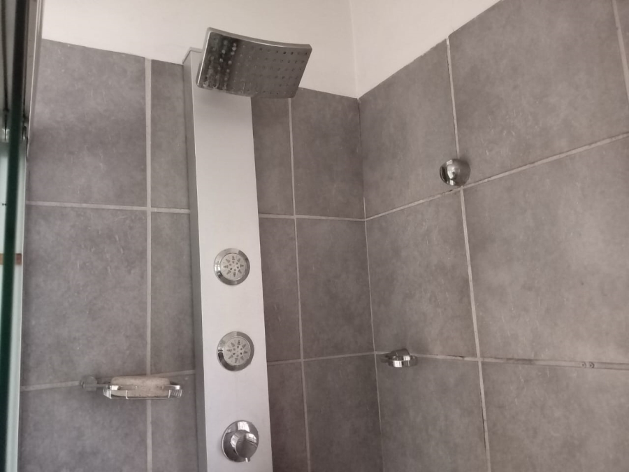 3 Bedroom Property for Sale in Witpoortjie Gauteng