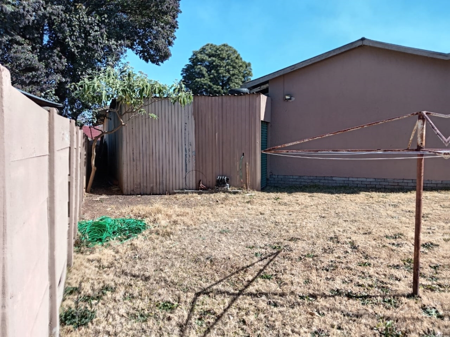 3 Bedroom Property for Sale in Witpoortjie Gauteng