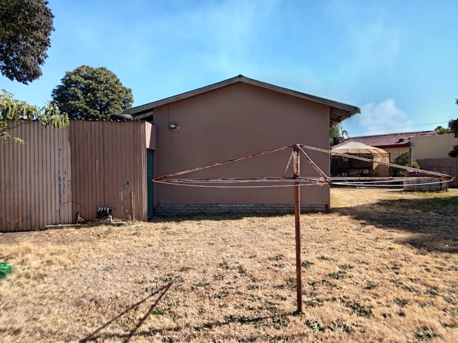 3 Bedroom Property for Sale in Witpoortjie Gauteng