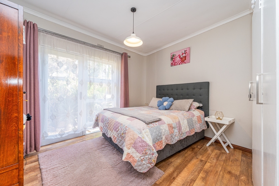 5 Bedroom Property for Sale in Olivedale Gauteng