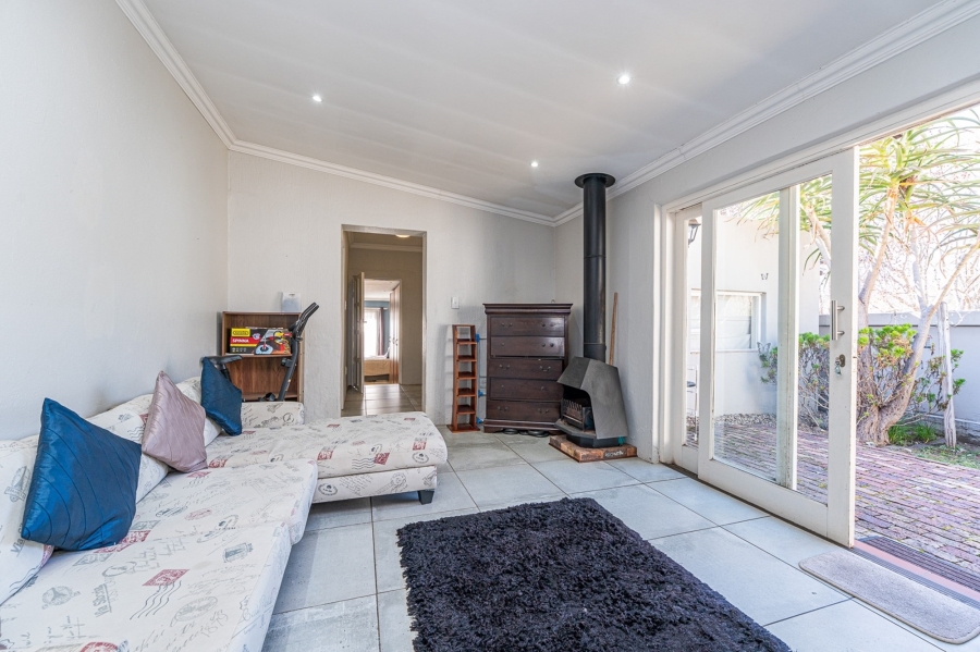 5 Bedroom Property for Sale in Olivedale Gauteng