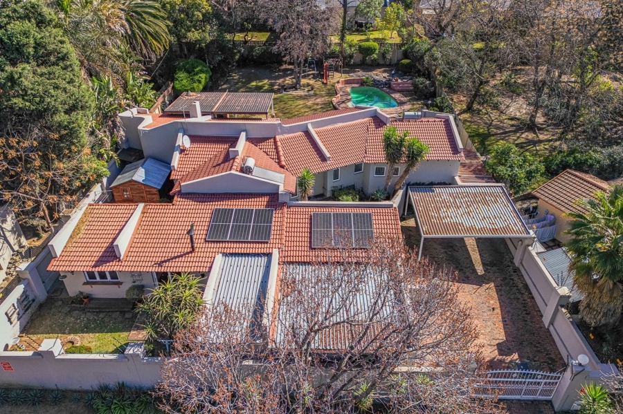 5 Bedroom Property for Sale in Olivedale Gauteng