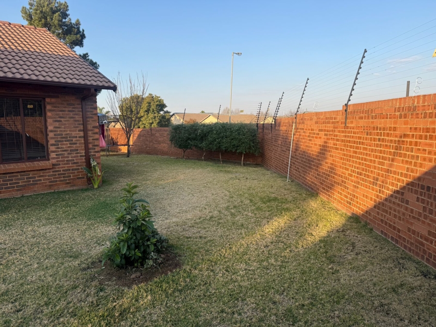3 Bedroom Property for Sale in Equestria Gauteng