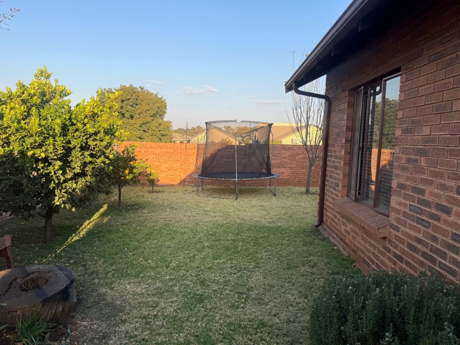3 Bedroom Property for Sale in Equestria Gauteng