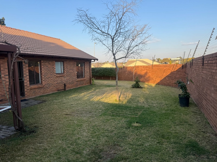 3 Bedroom Property for Sale in Equestria Gauteng