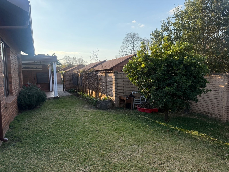 3 Bedroom Property for Sale in Equestria Gauteng