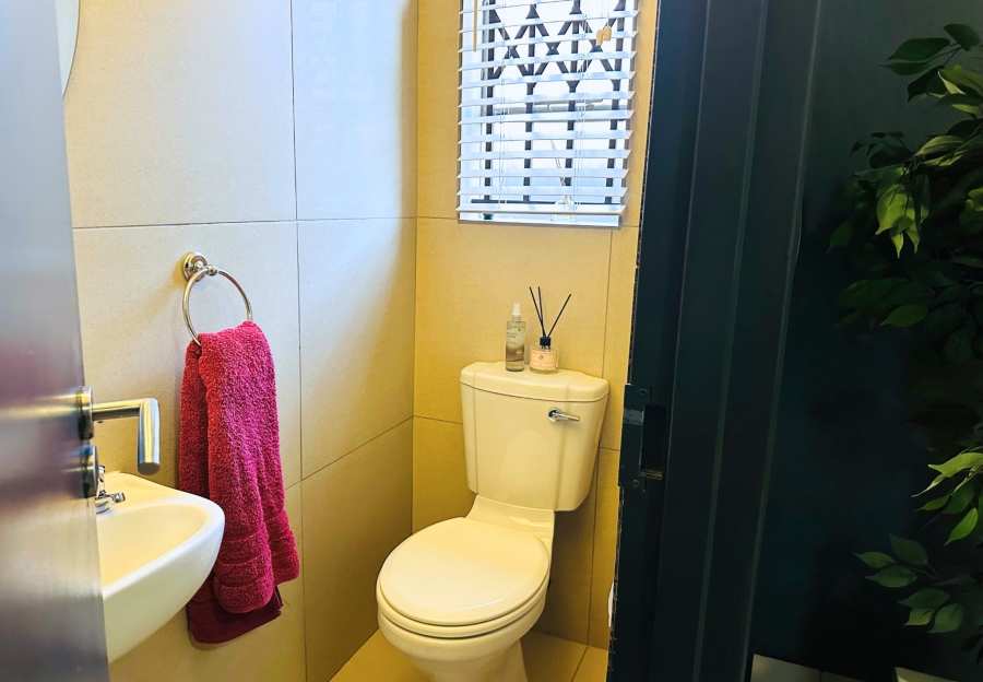 3 Bedroom Property for Sale in Annlin Gauteng