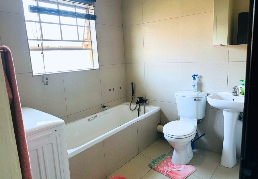 3 Bedroom Property for Sale in Annlin Gauteng