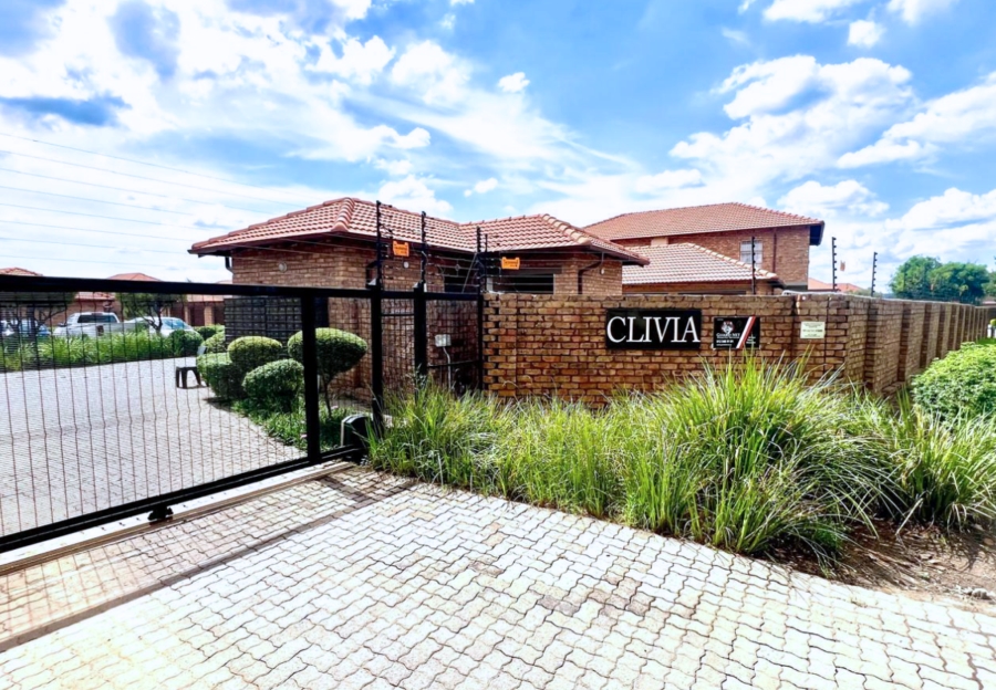 3 Bedroom Property for Sale in Annlin Gauteng