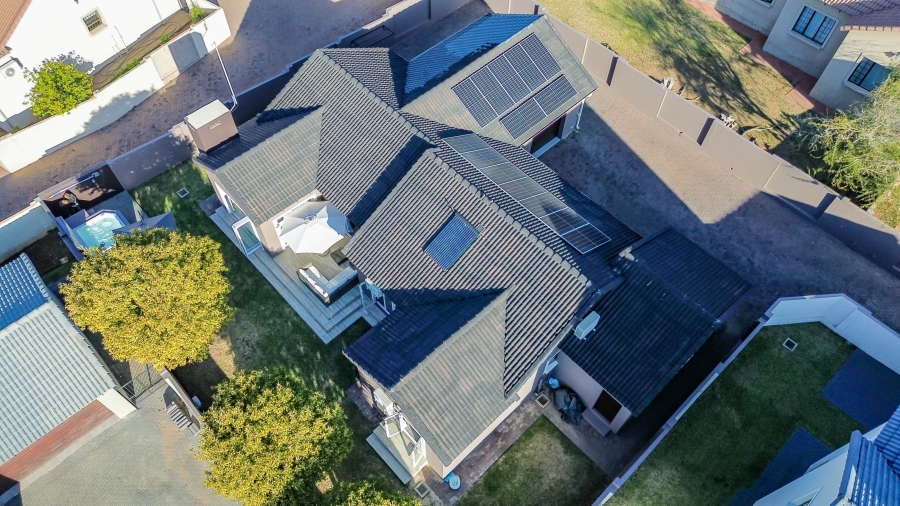 3 Bedroom Property for Sale in Thatchfield Estate Gauteng