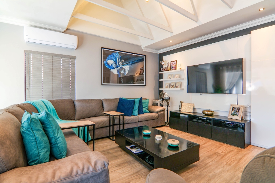 3 Bedroom Property for Sale in Thatchfield Estate Gauteng