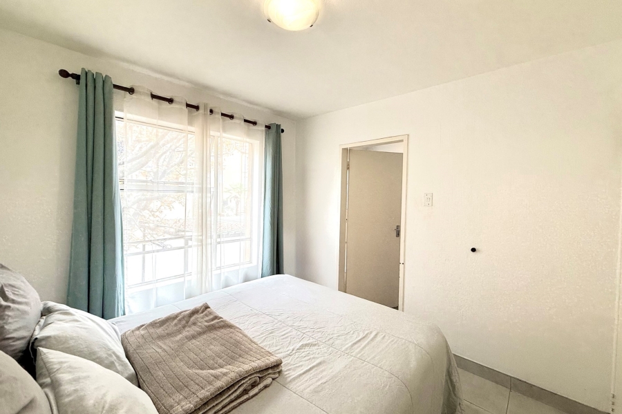 To Let 1 Bedroom Property for Rent in Bryanston Gauteng