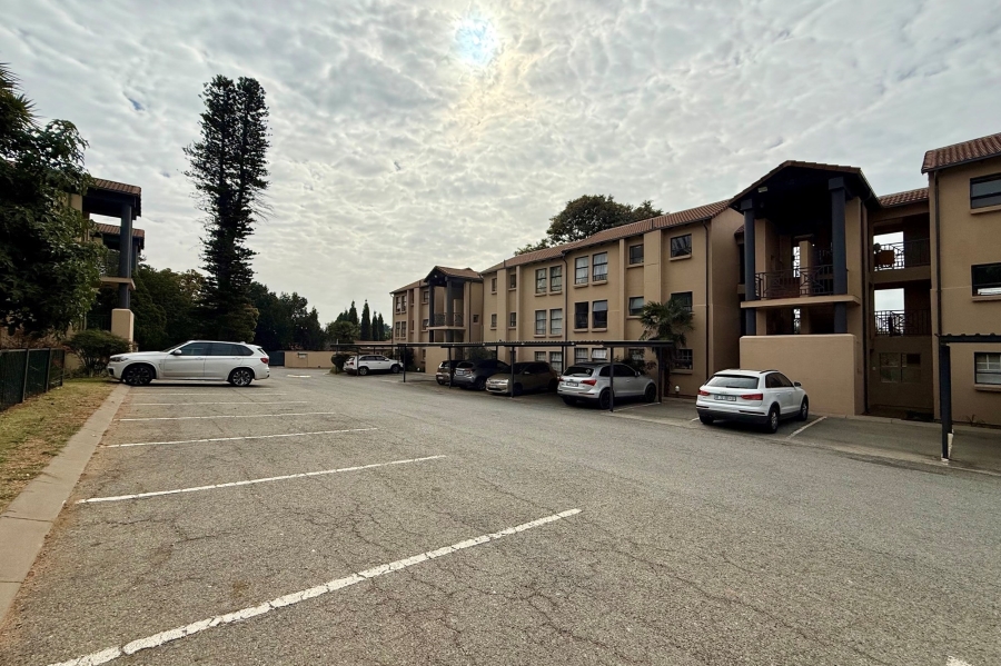 To Let 1 Bedroom Property for Rent in Bryanston Gauteng