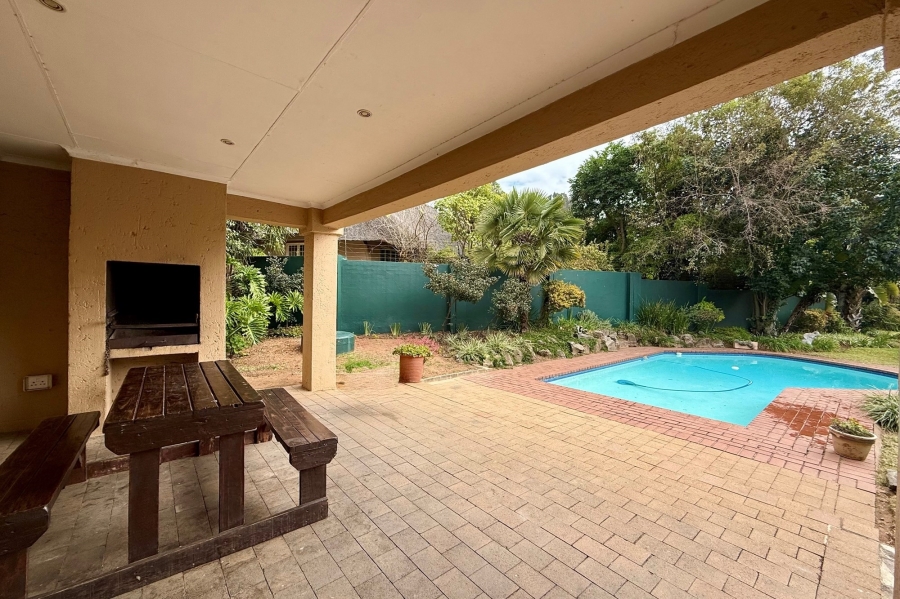 To Let 1 Bedroom Property for Rent in Bryanston Gauteng