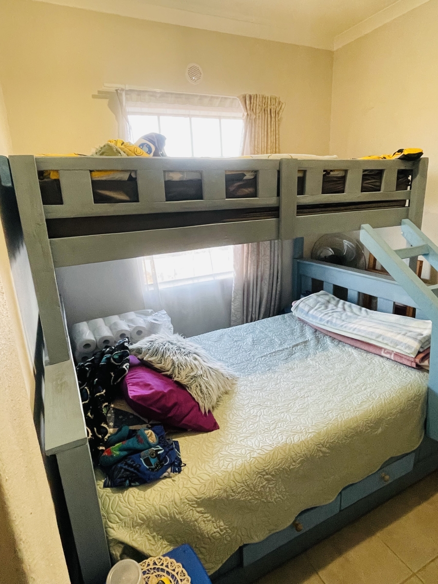 2 Bedroom Property for Sale in Pretoria North Gauteng