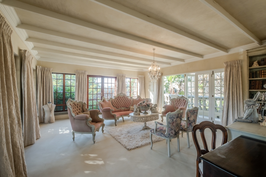 5 Bedroom Property for Sale in Waterkloof Ridge Gauteng