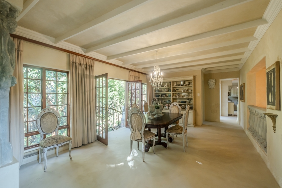 5 Bedroom Property for Sale in Waterkloof Ridge Gauteng