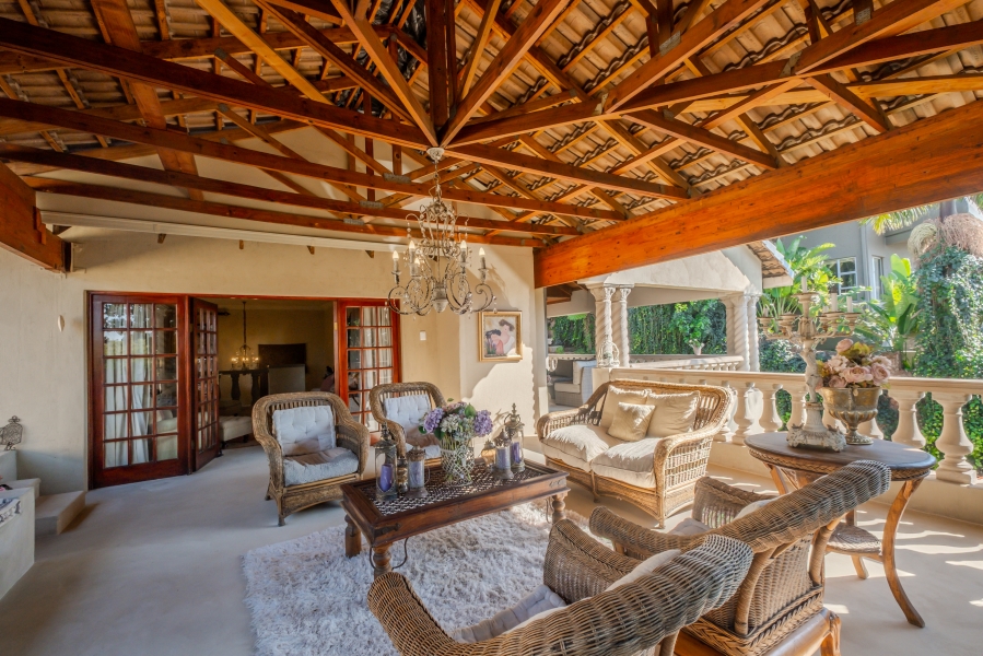 5 Bedroom Property for Sale in Waterkloof Ridge Gauteng