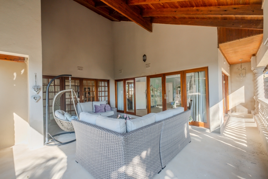 5 Bedroom Property for Sale in Waterkloof Ridge Gauteng