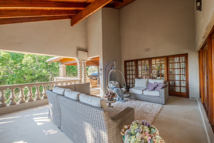 5 Bedroom Property for Sale in Waterkloof Ridge Gauteng