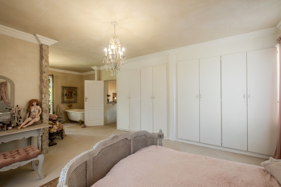 5 Bedroom Property for Sale in Waterkloof Ridge Gauteng