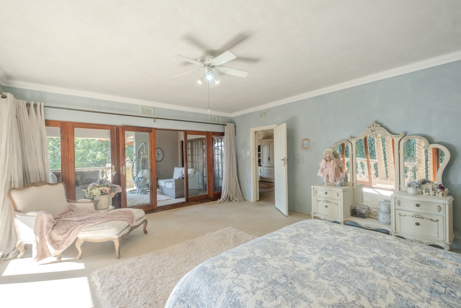5 Bedroom Property for Sale in Waterkloof Ridge Gauteng